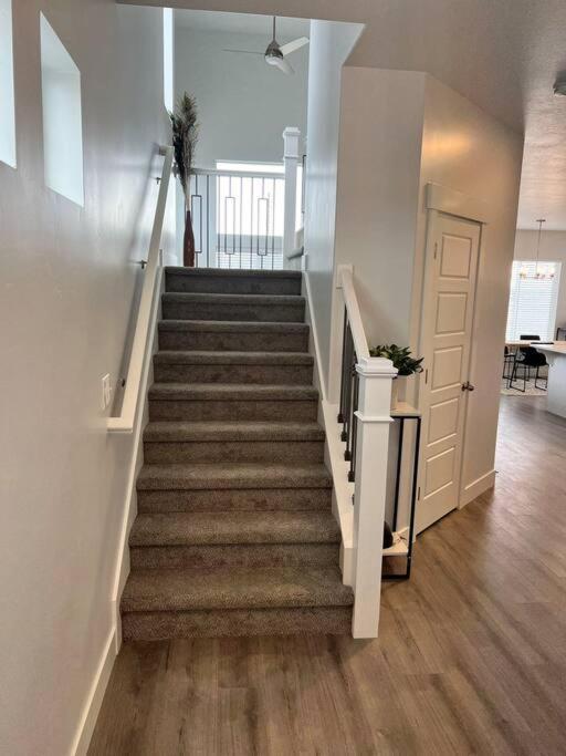Brand New 3-Beds Stylish Entire House At Lehi别墅 外观 照片